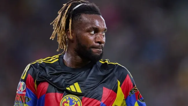 El francés se ha quejado de Jardine tras no se titular ante Pachuca