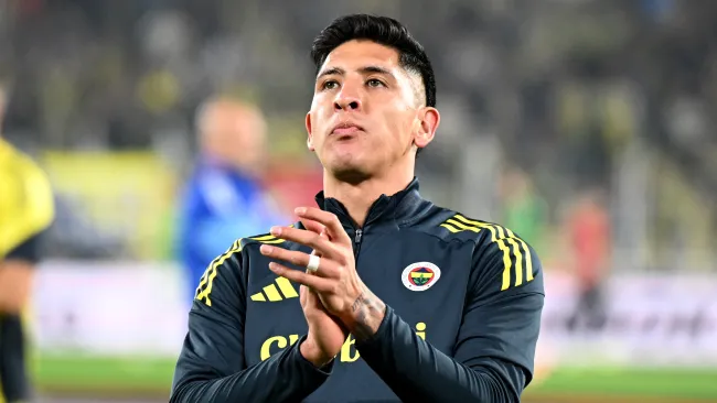 ¿Vuelve a casa? Edson Álvarez negocia un regreso soñado