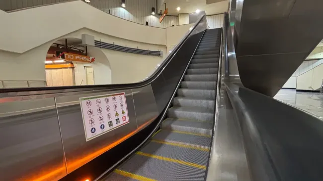 ¿Qué estaciones del Metro CDMX ya tienen NUEVAS escaleras eléctricas?