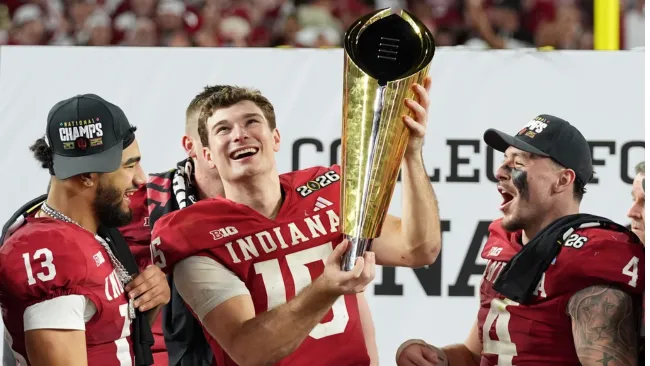 Fernando Mendoza se declara elegible para el Draft de la NFL