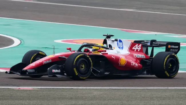 Ferrari presenta su nuevo monoplaza con "problemas" en pista