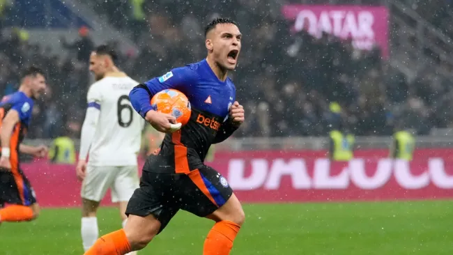 Inter de Milán remonta, aplasta y hunde al modesto Pisa