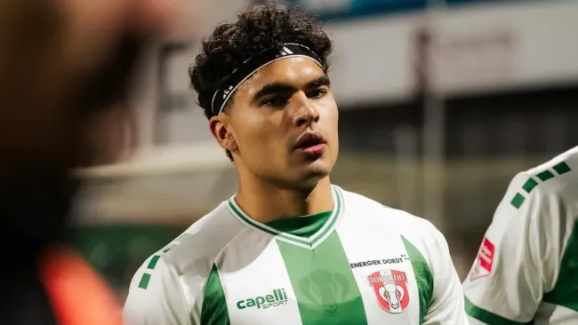 Carrillo logró definir de buena manera en un mano a mano contra el portero