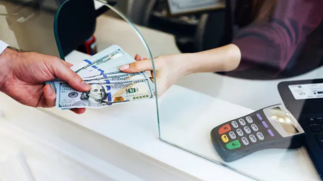 El peso sigue estando fuerte frente al dólar esta semana.