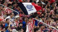 Apoyo de la afición previo al Clásico Tapatío