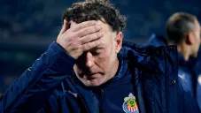 Gabriel Milito defiende a Chicharito y afirma que Chivas merecía avanzar en la eliminatoria