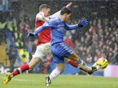 Chelsea se impuso 2-1 al Arsenal