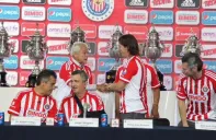 Jorge Vergara y Matías Almeyda en la presentación