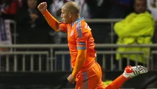 Feghouli celebra su gol contra el Lyon