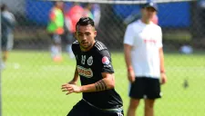 Michel Vázquez en un entrenamiento de Chivas