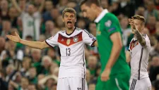 Müller lamenta una falla ante los irlandeses