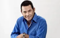 Jimmy Morales en una sesión de fotos