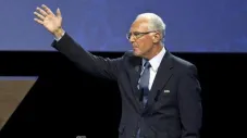 Beckenbauer durante un congreso de la FIFA