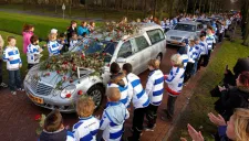 Richard Nieuwenhuizen es despedido por tras fallecer a causa de golpes propinados por jugadores