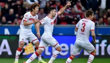 Maroh corre para festejar su gol contra el Leverkusen