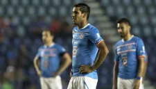 Jugadores de Cruz Azul se lamentan tras gol de Toluca