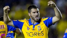 Gignac en festejo con Tigres