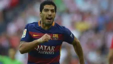 Suárez corre en un festejo con Barcelona