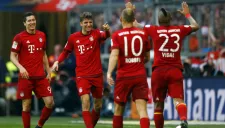 Jugadores de Bayern Munich festejan un gol