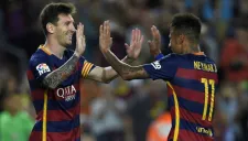 Messi y Neymar celebran un gol del Barcelona