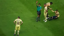 Pablo Aguilar al momento de su expulsión