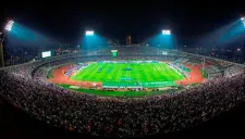 Estadio Olímpico Universitario, durante un juego nocturno