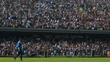 La afición de Pumas con el Olímpico abarrotado