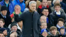 Mourinho durante un partido del Chelsea