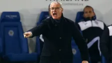 Claudio Ranieri, en el banquillo del Leicester