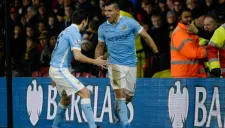 Kun Agüero celebrando su anotración con Navas