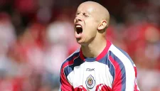 Bofo, festejando el gol contra Toluca que le dio el título a Chivas en 2006