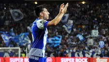 Herrera, festejando un gol con el Porto