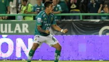 Cano celebra tras marcar con León