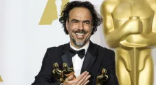 González Iñárritu, tras ganar sus tres Oscar en 2015
