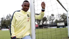 William da Silva posa para el lente de RÉCORD