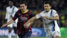 Messi y Agüero en un duelo de Champions League