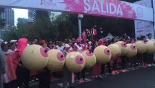 Participantes listos en el comienzo de la carrera