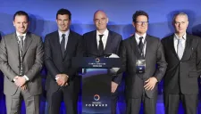 Infatino junto a varias estrellas mundiales del futbol