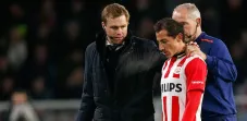 Guardado sale lesionado del campo