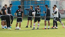 Reunión de Almeyda con sus jugadores