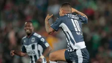 Cardona festeja su golazo contra Santos