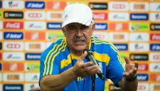 Tuca Ferretti en conferencia de prensa