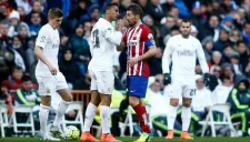 Gabi encara a Danilo en el partido frente al Real Madrid