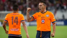 Chaco Giménez festeja su gol contra Atlas