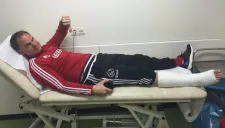 Frank de Boer luego de romperse el tendón de Aquiles