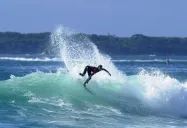 Brett Connellan, surfista profesional australiano