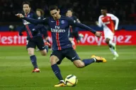 Ángel Di María durante el duelo PSG vs Mónaco