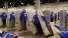 Momento en que se lleva a cabo la cadena humana