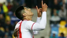 Pulido celebra un gol con Olympiacos