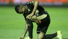 Wilson Morelo se lamenta en juego contra Tigres